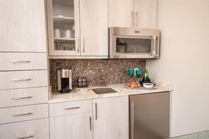 Microwave, coffee/tea maker, toaster