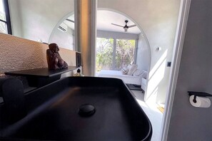 Room - Luxury Villa near Marble Falls for Weekend Getaways in Texas for Couples (Marble Falls)