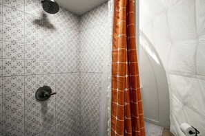 Towels, soap, shampoo