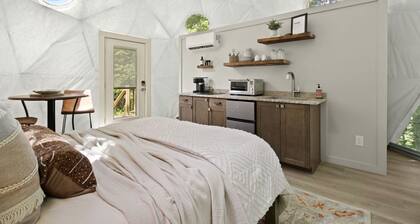 Gorgeous Dome with Breathtaking Landscape Views in North Carolina