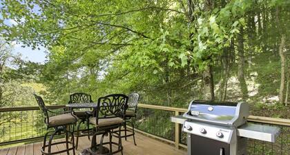 Spectacular Dome Surrounded by Beautiful Nature in North Carolina