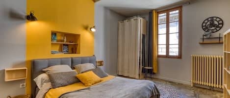 1 室のベッドルーム、WiFi、ベッドシーツ