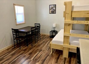 1 غرفة نوم ومكتب