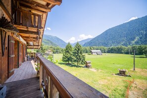 Property grounds - Chalet du Vorger Ski – Spacious Mountain Retreat for Groups (villard sur doron)