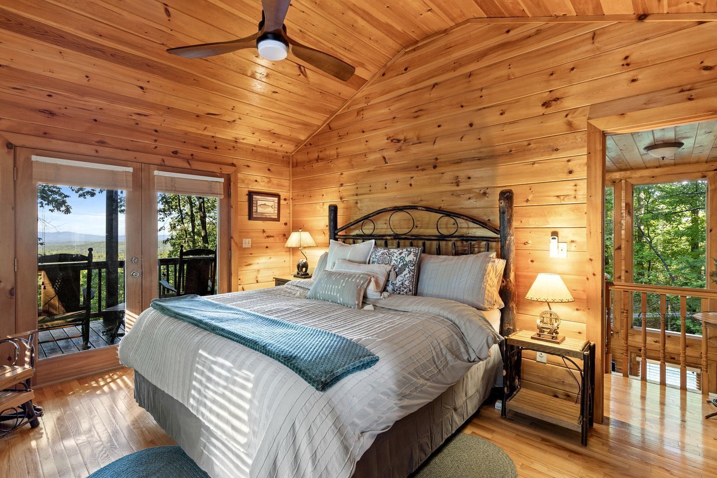 熨斗/熨衣板、WiFi、床单