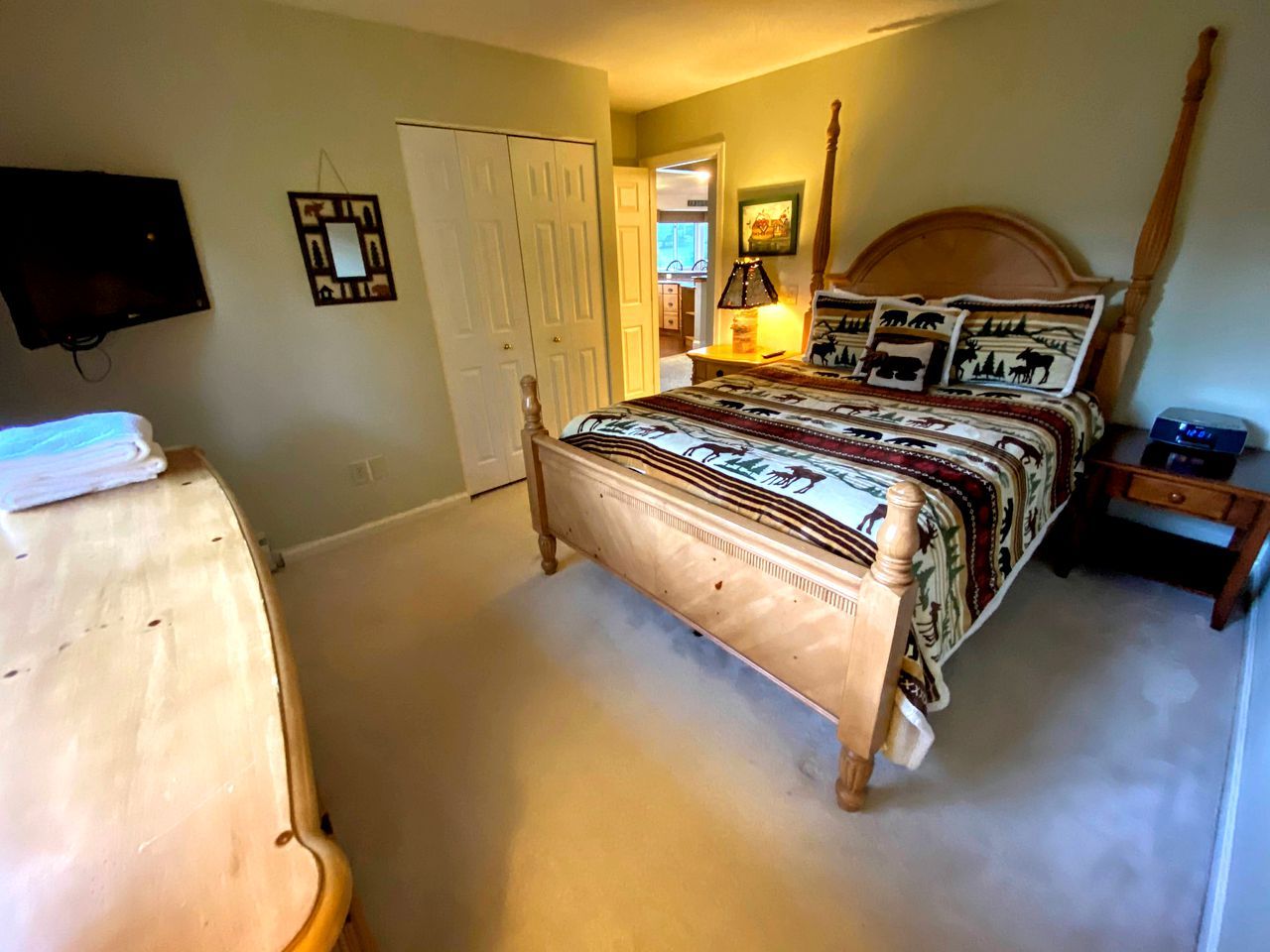 3 bedrooms, WiFi, bed sheets