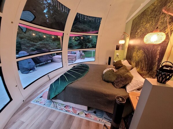 1 bedroom, WiFi, bed sheets