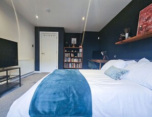 3 chambres, fer et planche à repasser, Wi-Fi gratuit, draps fournis