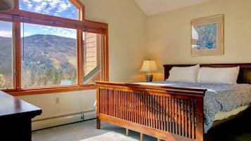 4 bedrooms, WiFi, bed sheets