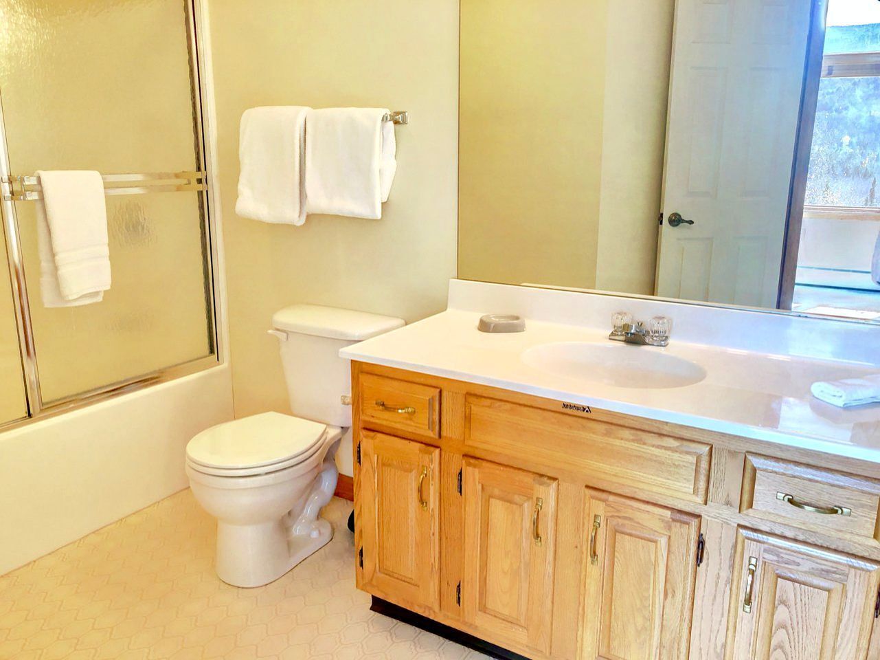 Hair dryer, towels