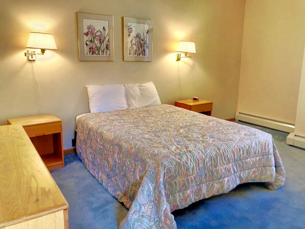 4 bedrooms, WiFi, bed sheets