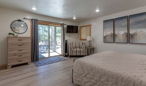 4 Schlafzimmer, Schreibtisch, WLAN, Bettwäsche