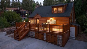 Exterior - Charming Vintage Mountain Cabin with Scenic Lake Views near Big Bear Lake, California (Big Bear Lake)