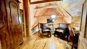 Interior - Expansive Log Cabin Rental in Foothills of Blue Ridge Mountains, North Carolina (Black Mountain)
