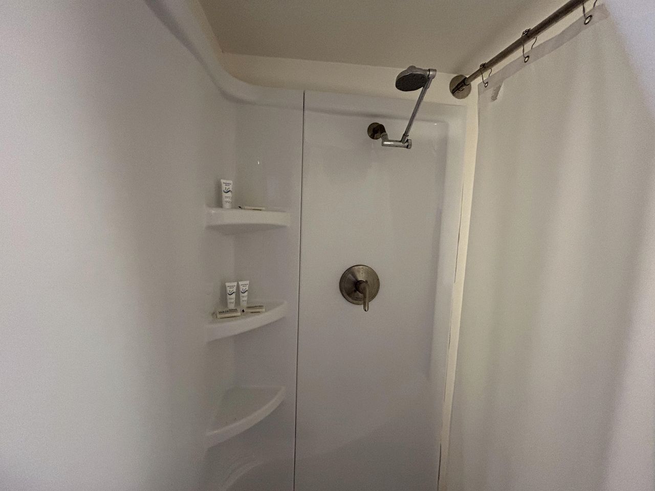 Towels, soap, shampoo, toilet paper