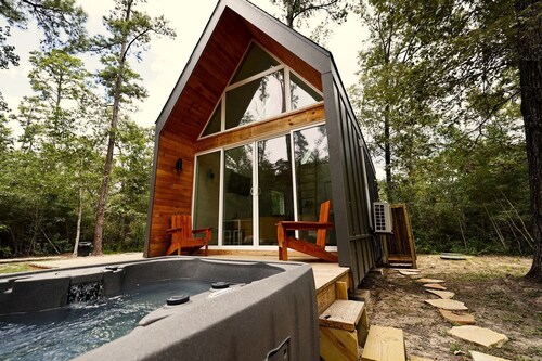 Gorgeous Cozy Cabin in Montgomery, Texas