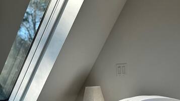 1 habitación, escritorio, wifi y ropa de cama