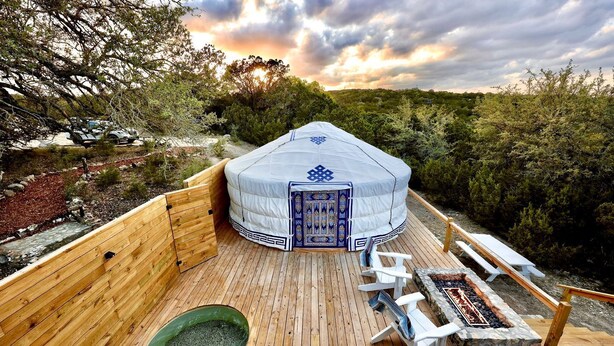 Unclassified image, 1 of 22, button - Stunning Yurt for a Romantic Getaway in Dripping Springs, Texas (Dripping Springs)