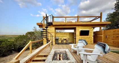 Stunning Yurt for a Romantic Getaway in Dripping Springs, Texas