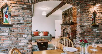 Spacious Strandhill House with Knocknarea Views