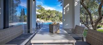 Villa Karla with pool&sea view by Villas Guide