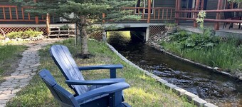 Tiny Cabin Perfect an Individual Escape with BBQ in Riverside, Wyoming