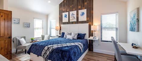 1 habitación, tabla de planchar con plancha, wifi y ropa de cama