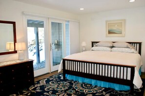Room - Completely Renovated Bretton Woods Accommodation for a Weekend Getaway in New Hampshire (Carroll)