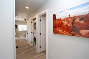 Interior - Stylish Tiny House Rental Great for Off-Roading in Southern Utah (Orderville)