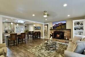 TV, fireplace, DVD player, stereo