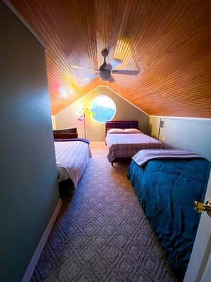 3 Schlafzimmer, Schreibtisch, WLAN, Bettwäsche