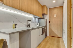 公寓 | 1 間臥室、網路服務