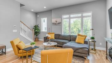 Hus | 4 soverom og internett