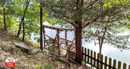 Wonderful Rustic Cabin with Barbecue in Miami, Oklahoma