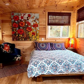 1 bedroom, desk, WiFi, bed sheets