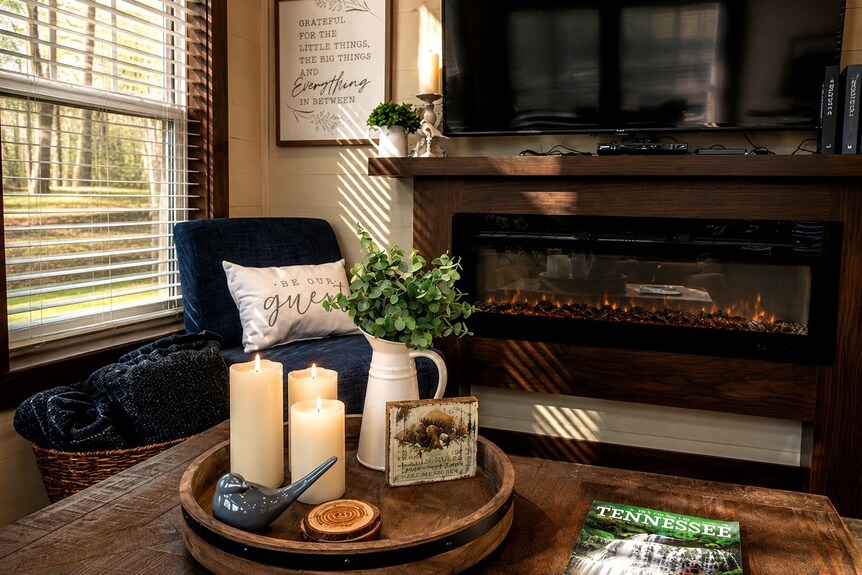 Picturesque Tiny Cottage With Cozy Indoor And Outdoor In Tennessee - Monteagle, TN