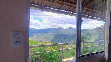 Superior-Doppelzimmer, Gartenblick | Bügeleisen/Bügelbrett, kostenloses WLAN