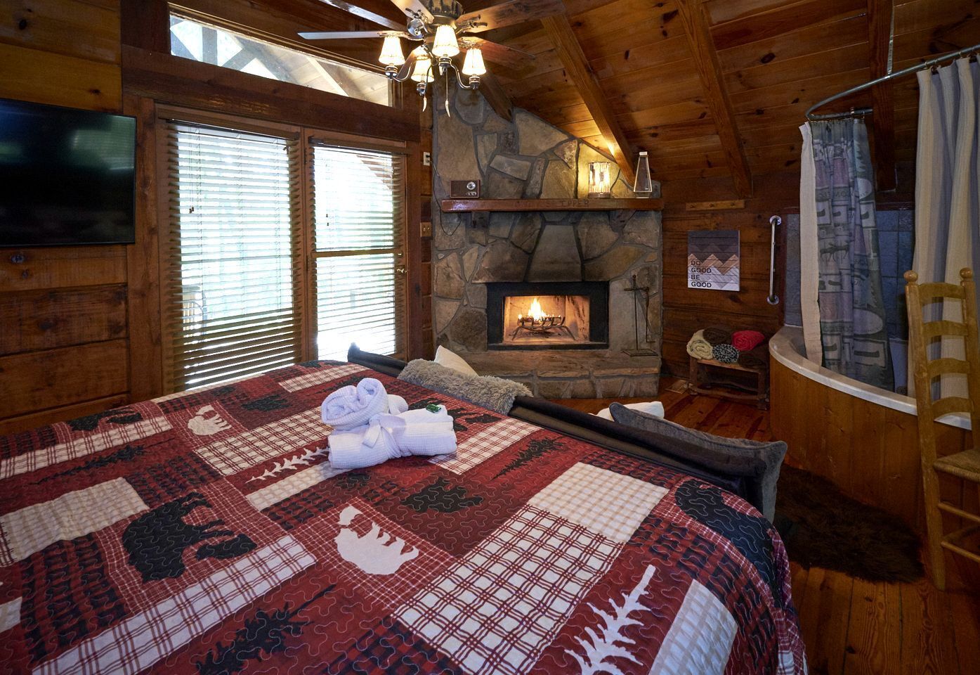 1 Schlafzimmer, Schreibtisch, WLAN, Bettwäsche
