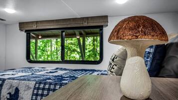 2 habitaciones, escritorio, wifi y ropa de cama