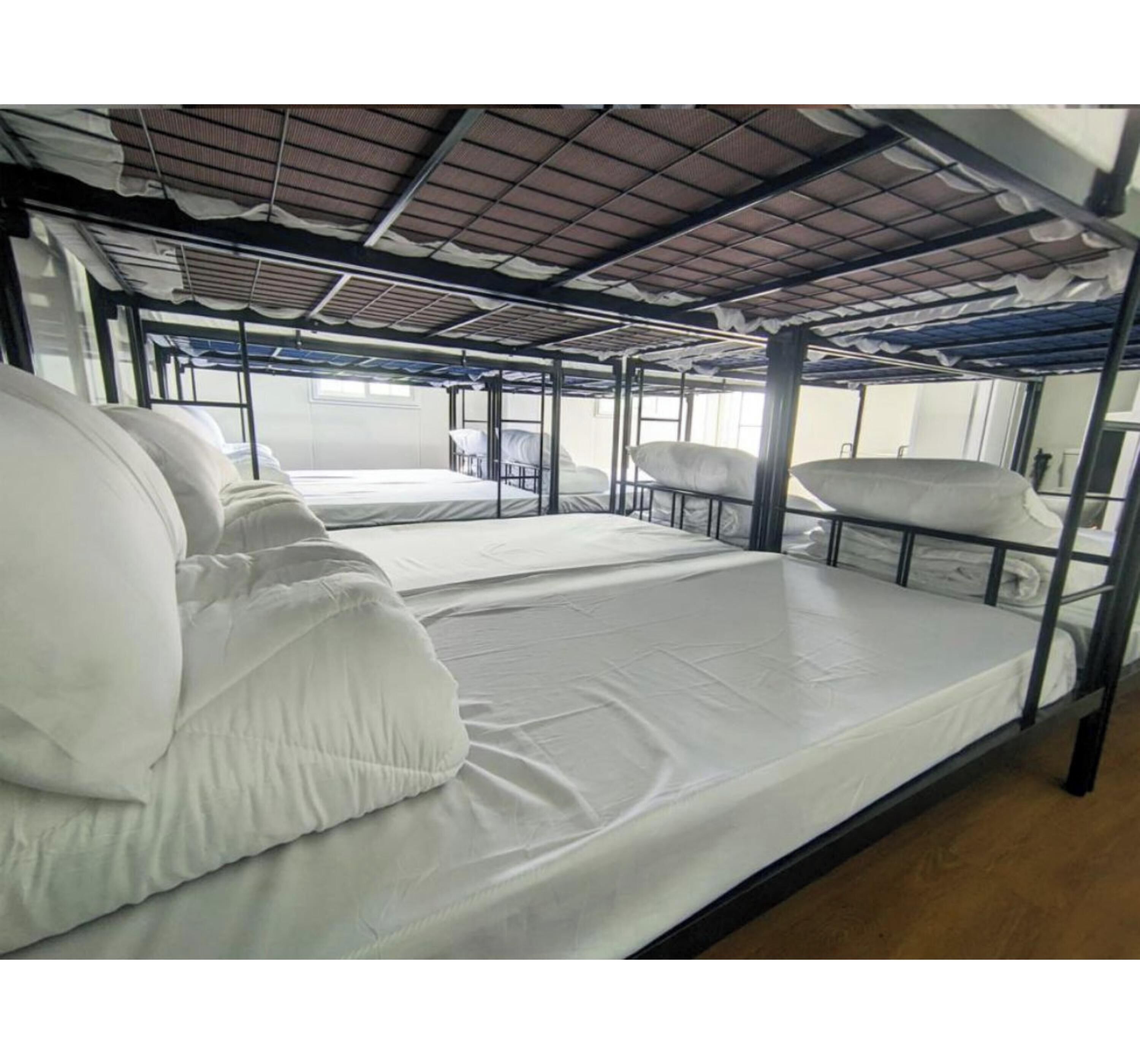 Family Suite | Free WiFi, bed sheets