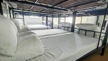 Family Suite | Free WiFi, bed sheets