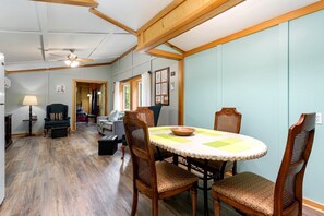Dining - Tranquil Hocking Hills Cottage at Old Mans Cave Perfect for a Pet-Friendly Getaway with Private Outdoor Jacuzzi (Logan)