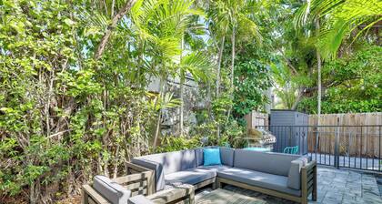 1 Mi to Las Olas Eats! Modern Apt w/ Shared Patio