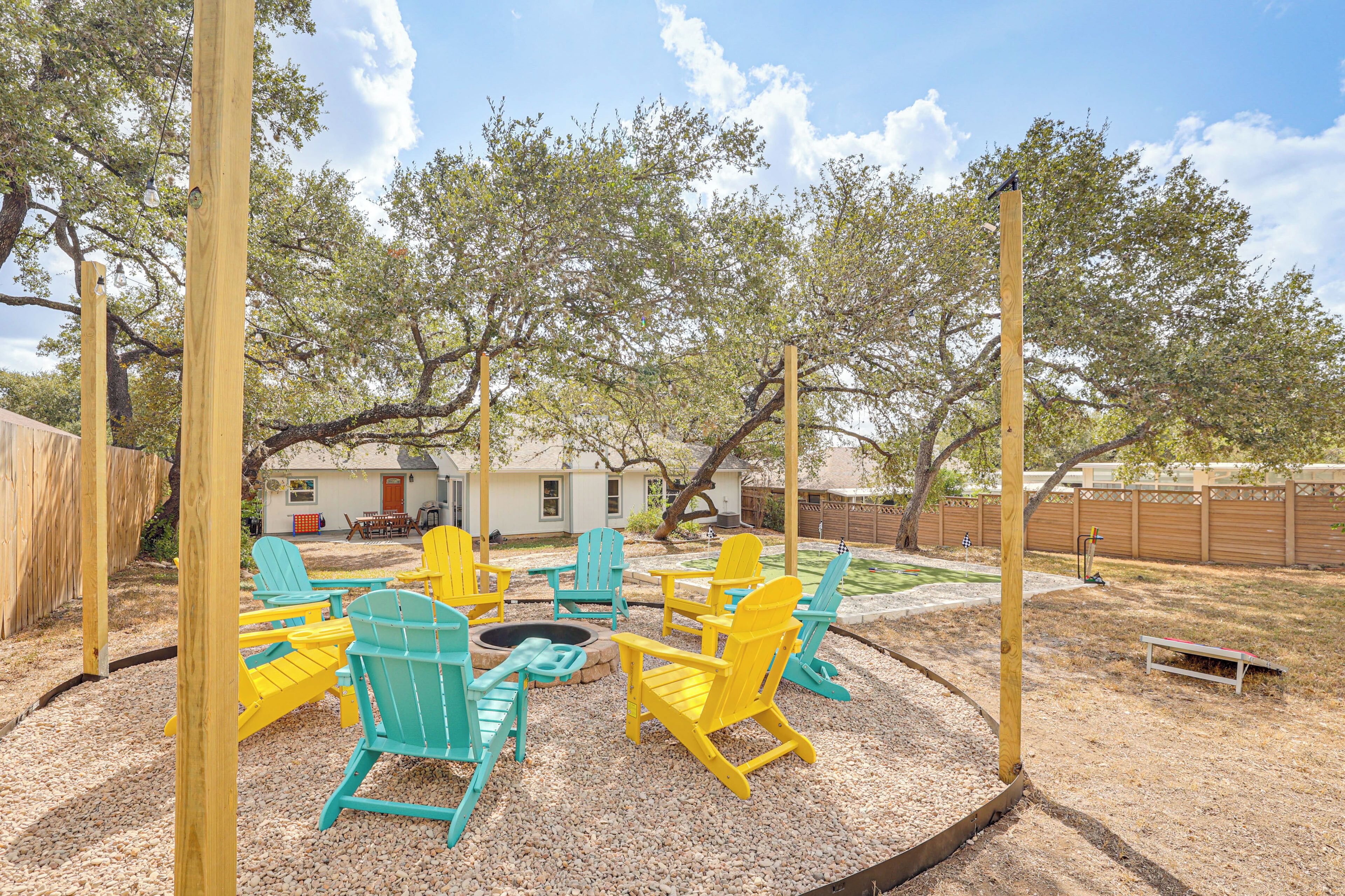 House (4 Bedrooms) | Front of property