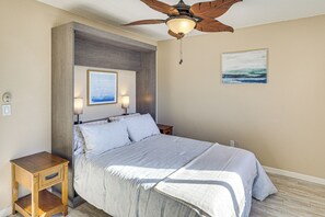 Interior - Pool, Lake & Sun! Havasu Hot Spot By London Bridge (Lake Havasu City)