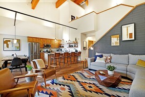 TV, fireplace, stereo