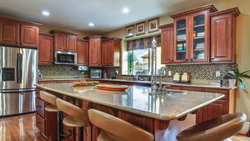 House (Multiple Bedrooms) | Interior