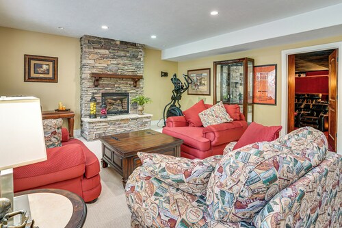 Elegant 6,300-sq-ft Family Home w/ Hot Tub in Orem