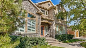 House (Multiple Bedrooms) | Interior