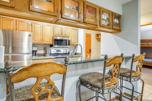 Apartment (2 Bedrooms) | Interior - Ski-in, Ski-out Condo: Beaver Creek Family Escape (Avon)